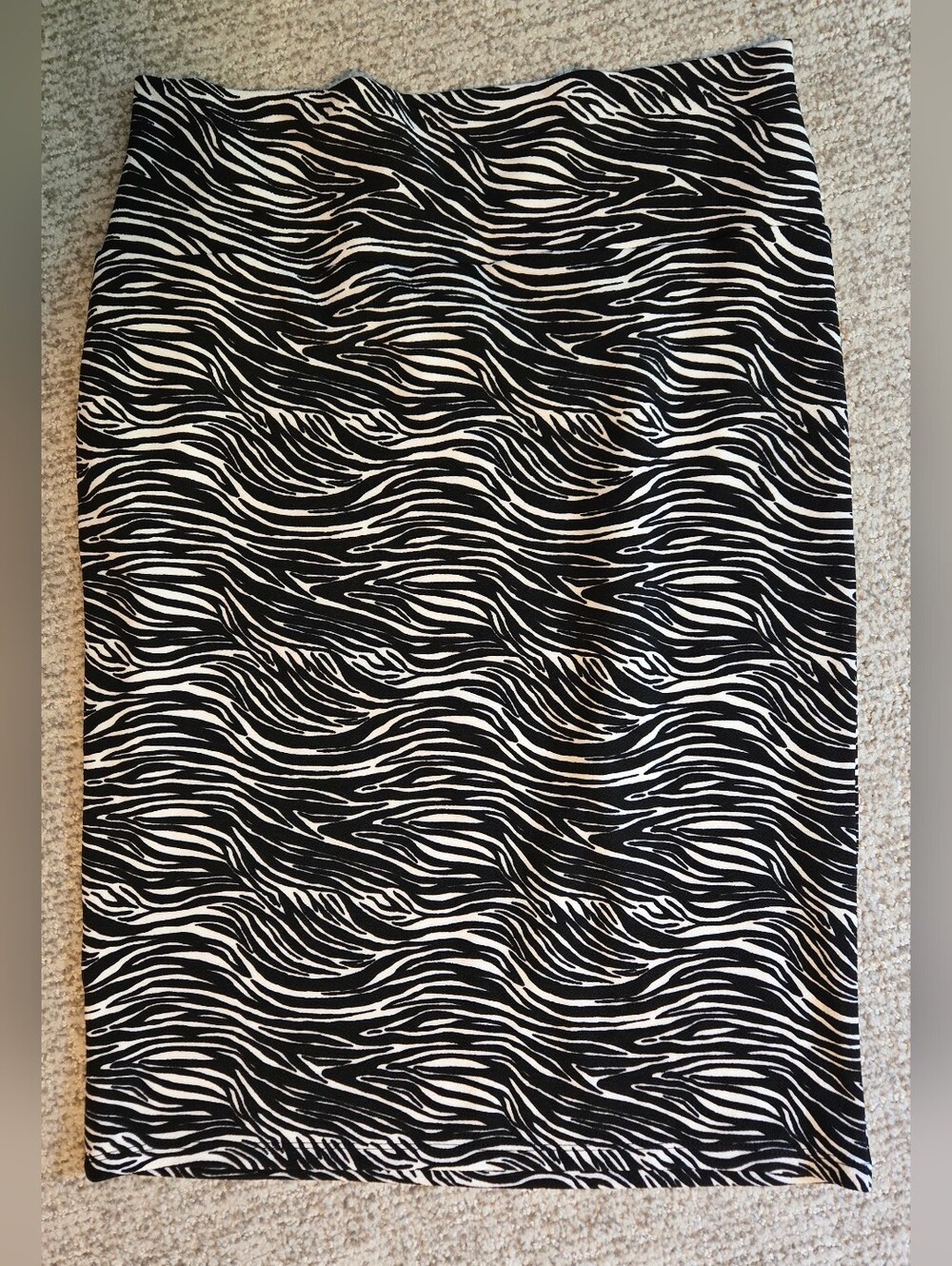 LuLaRoe Cassie Black and White Zebra Stripe Pencil Skirt